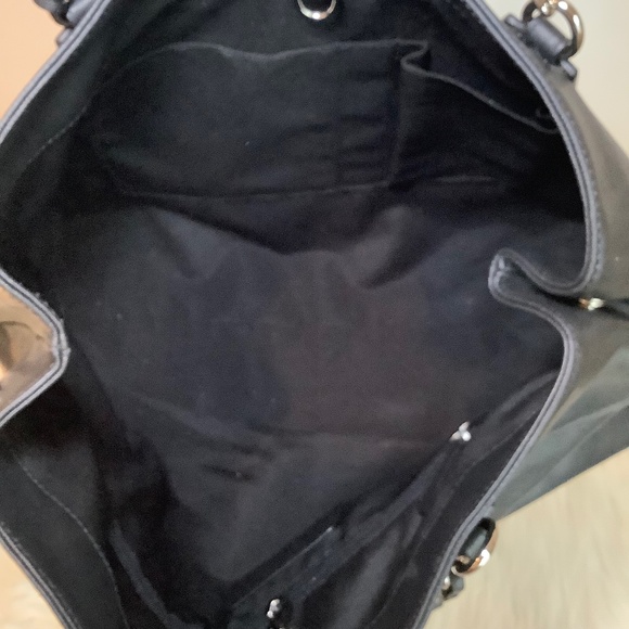 COACH PEYTON SAFFIANO LEATHER CHAIN TOTE BLACK - Picture 6 of 7